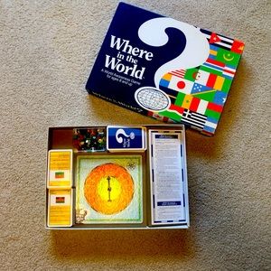 🌷Vintage “Where in the World” game.
